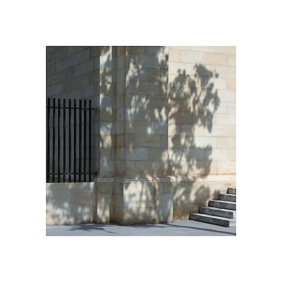 „Schatten 4“ (Sandsteinecke), 2016 &ndash; Ed. 5; 60 x 60 cm auf 89 x 89 cm; Archival Pigment Druck