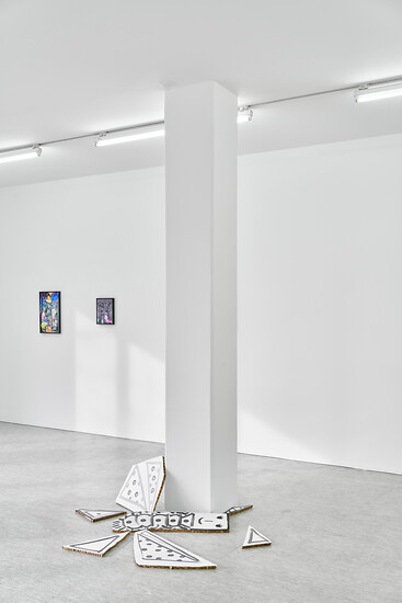 Ausstellungsansicht „Sei mein Freund” Sebastian Tröger und Steve Viezens &ndash; Foto: Tim Hufnagl