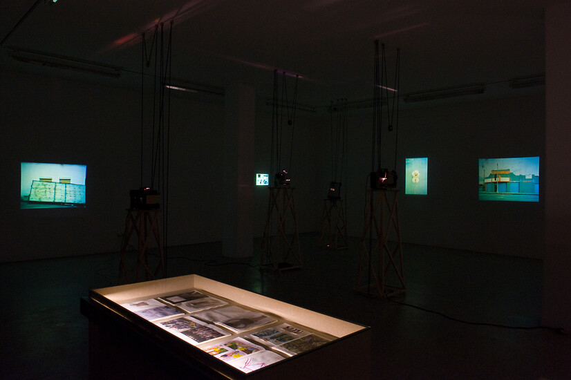 Ende Gelände - Teil 3 - Olaf Unverzart &ndash; Ausstellungsansicht (Foto: Annette Kradisch)