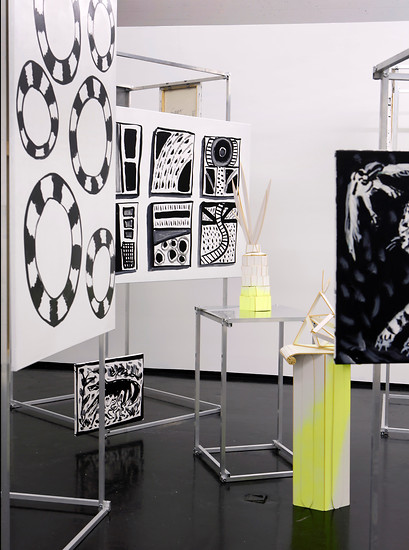 Präsentation Oechsner Galerie Positions Art Fair Berlin 2019 &ndash; Ansicht Messestand: Sebastian Tröger - better future tomorrow, 2019; Foto Tobias Tragl