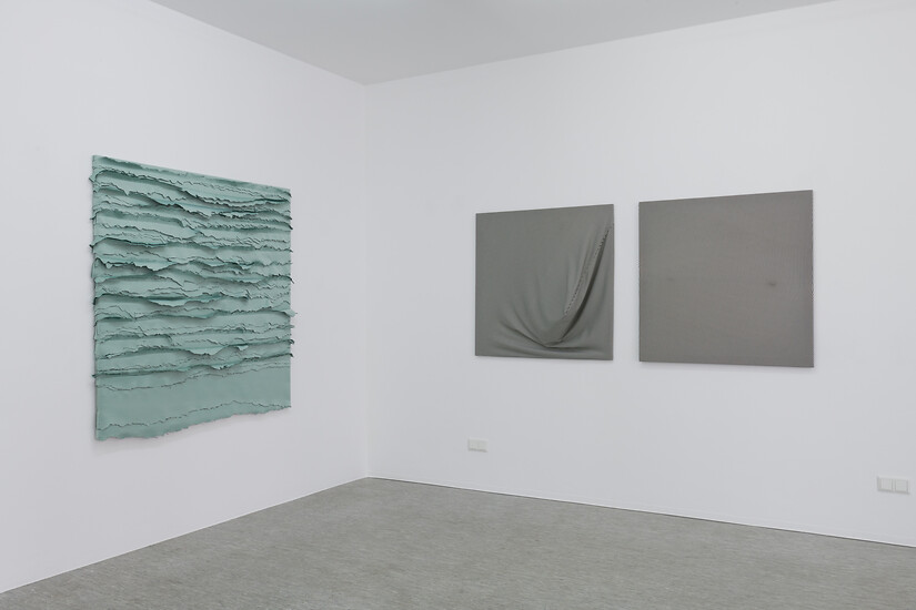 Ausstellungsansicht MAGIC - Aldona Kut &ndash; Foto: Annette Kradisch